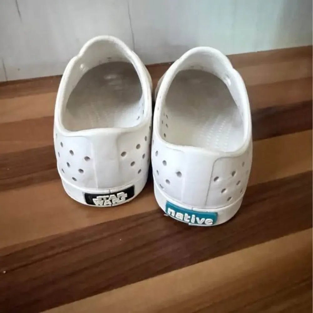 Star Wars white natives size 8